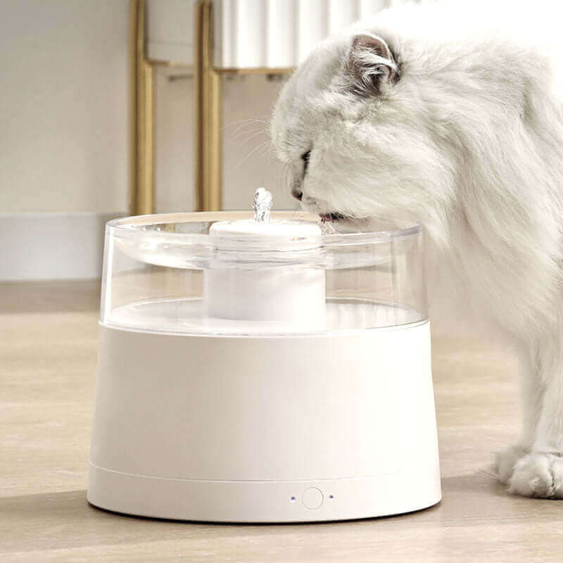 Luxury Automatic Water Fountain for pets 1.2l White